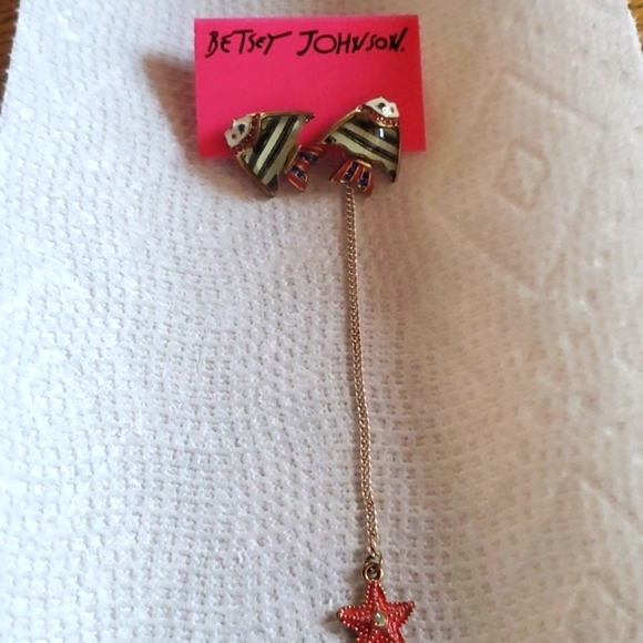 "New"Betsey Johnson Fish Earrings - Picture 2 of 6